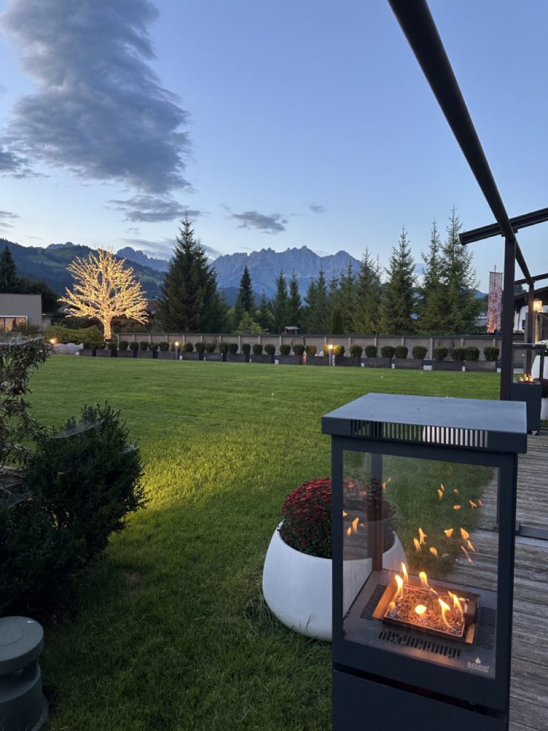 Foto 21.09.25, 19 18 54 Large