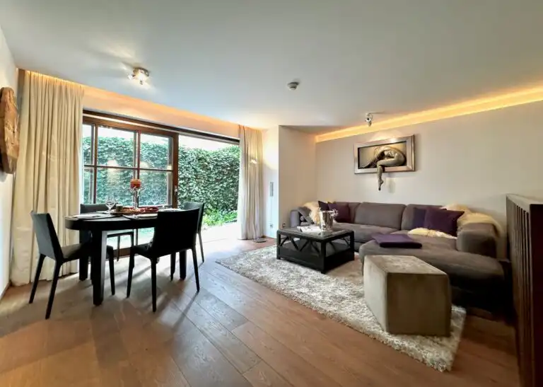 Harisch Suite 1