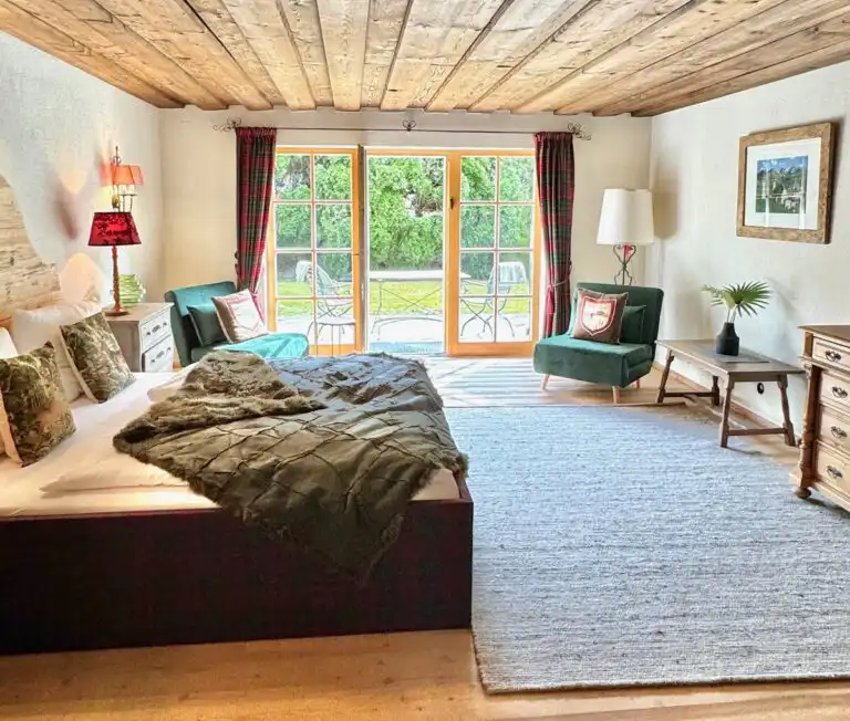 Mountain Suite 2